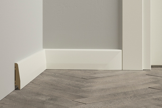 Плинтус Универсальный 75 мм